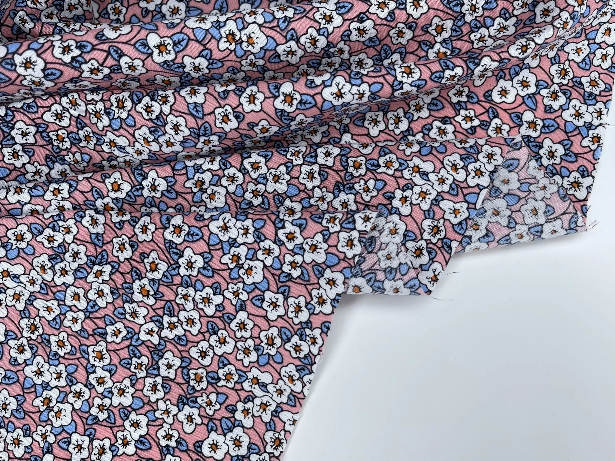 Ditsy floral - Washed 100% Cotton Poplin  Reactive Print - 8006