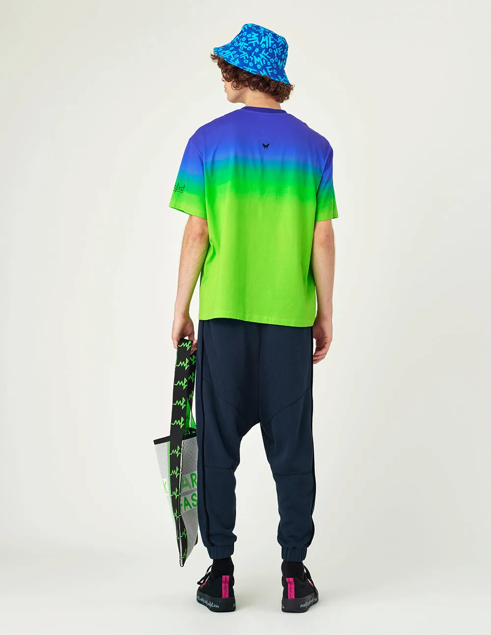 Graffiti prints simple round neck