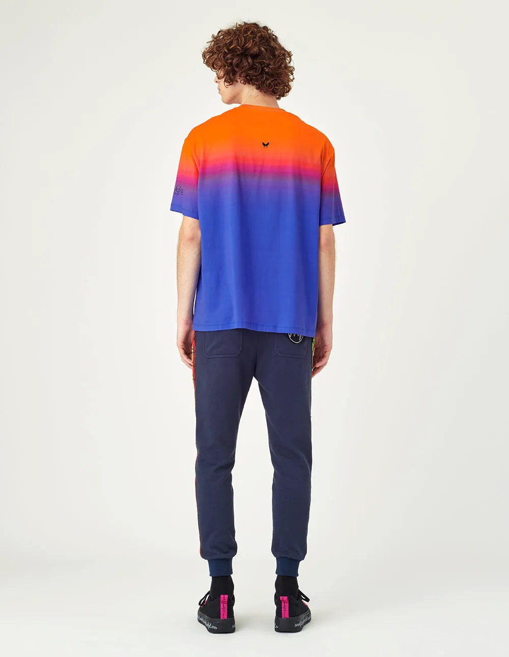 Graffiti prints simple round neck