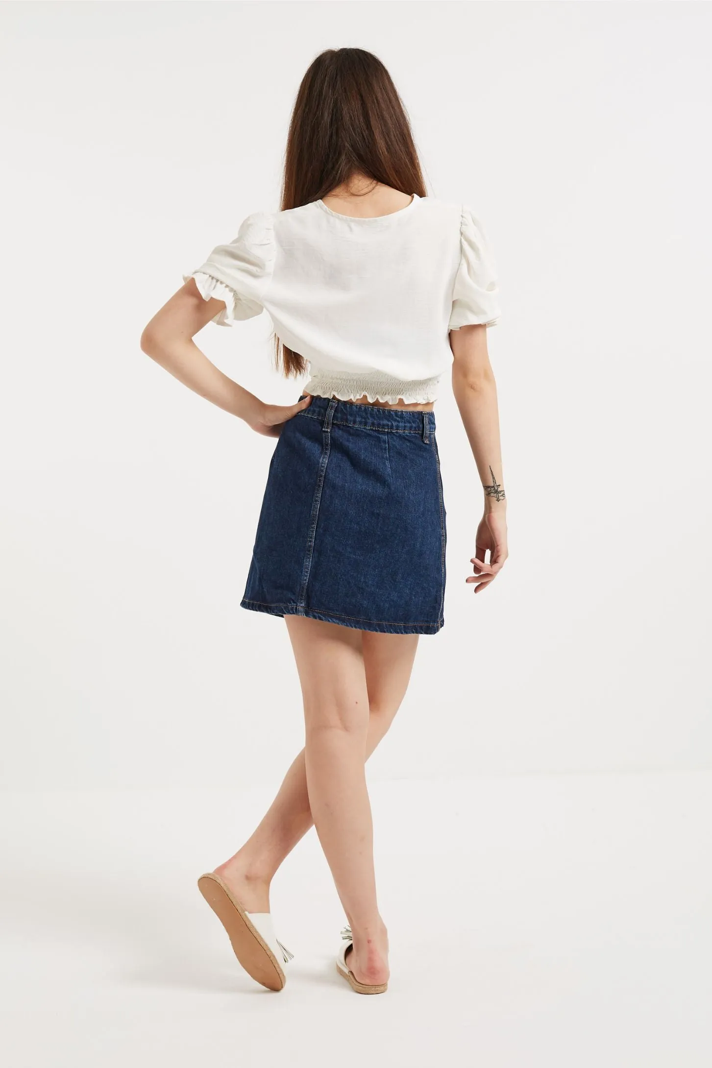 HOLLOW CROP TOP - WHITE