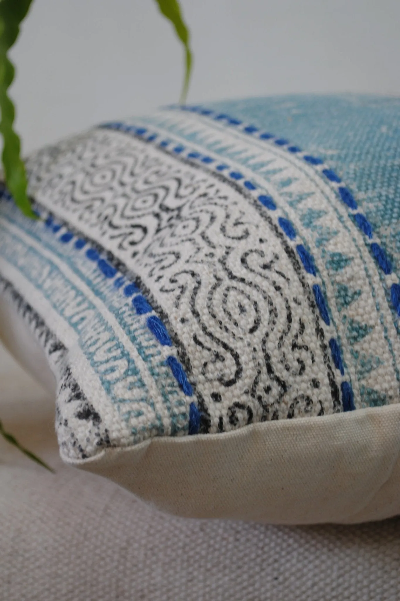 LANIUM - SQUARE CUSHION COVER