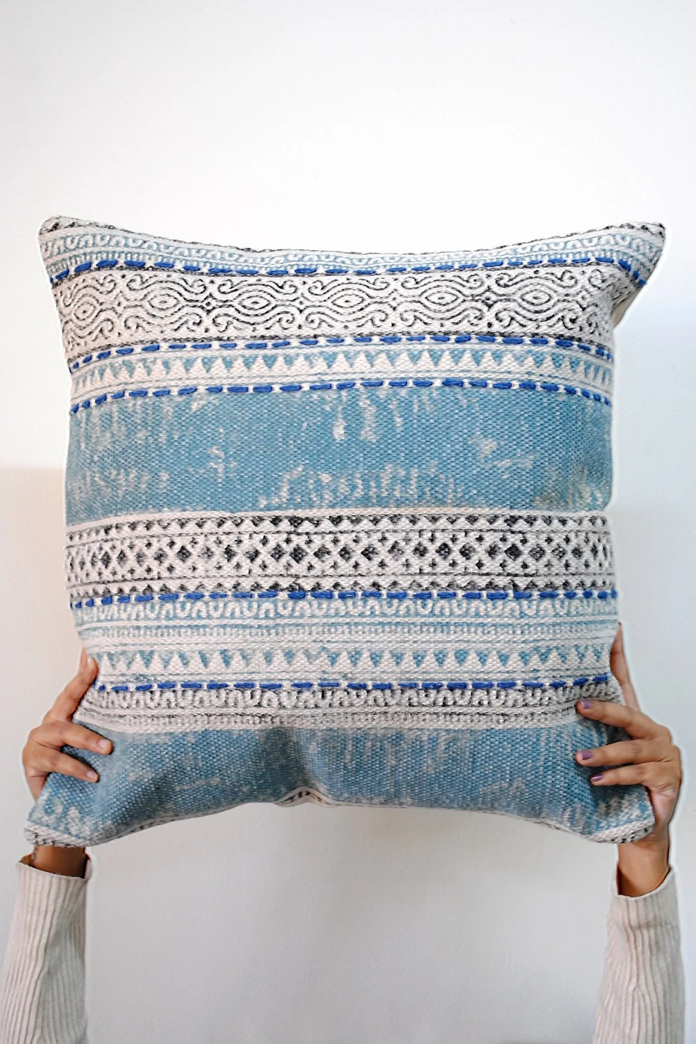 LANIUM - SQUARE CUSHION COVER