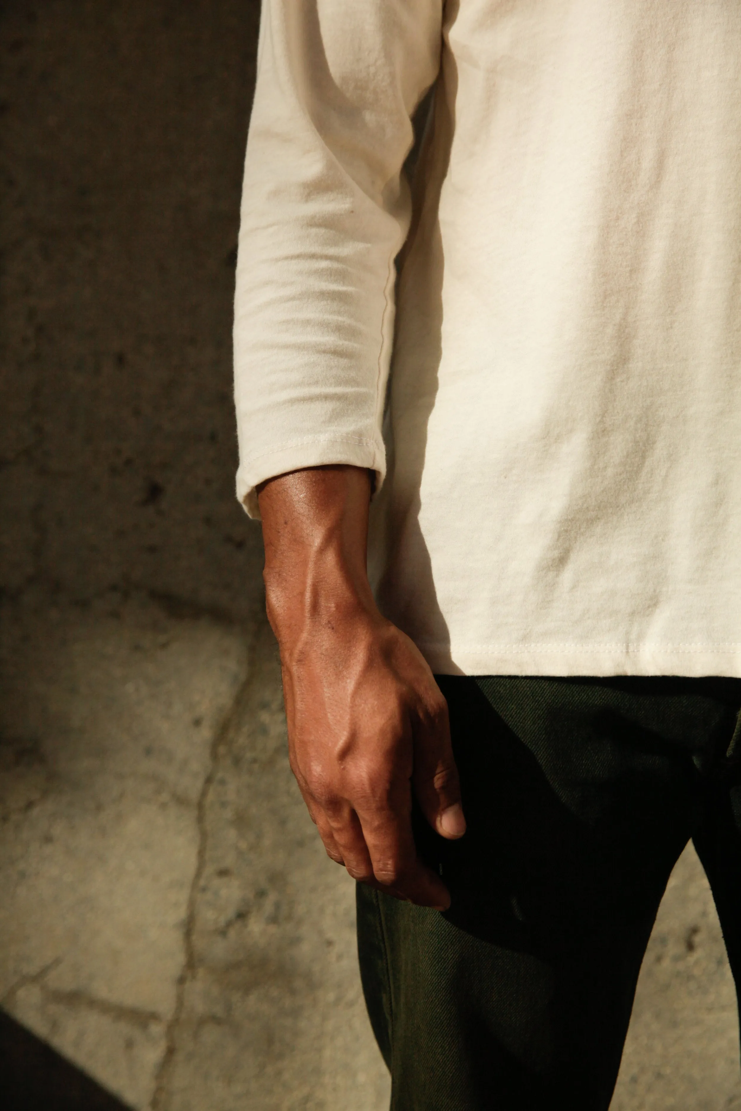 Men's Organic Raglan in Natural